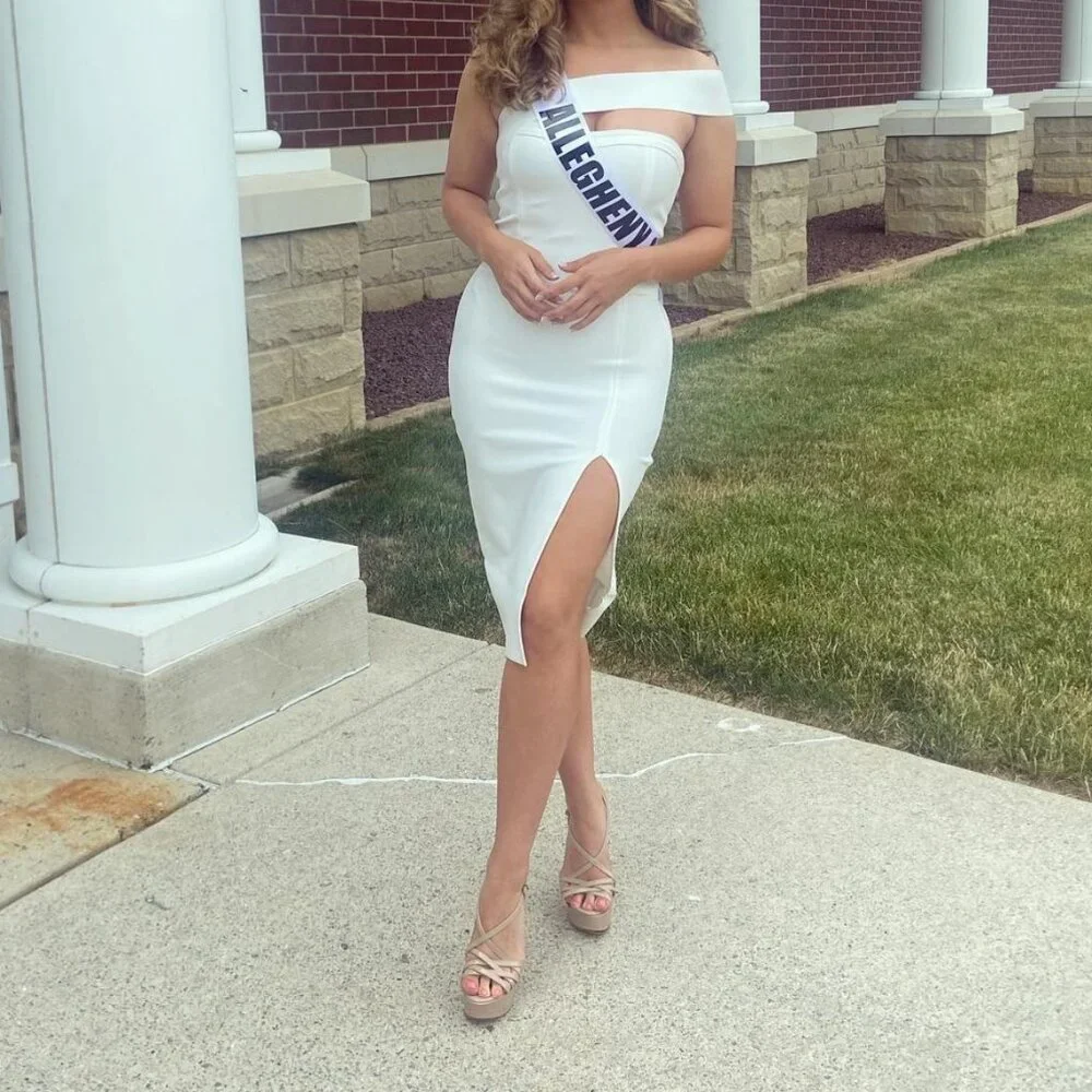 One-Shoulder White Bodycon Dress